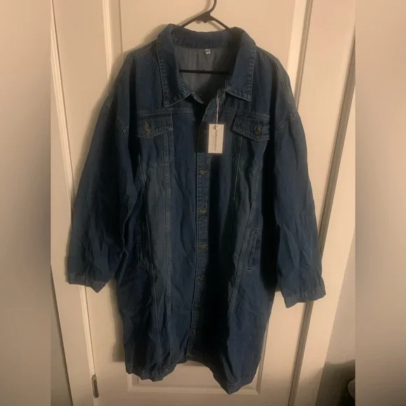 Women's Long Denim Jean Jacket - Picture 3 of 4